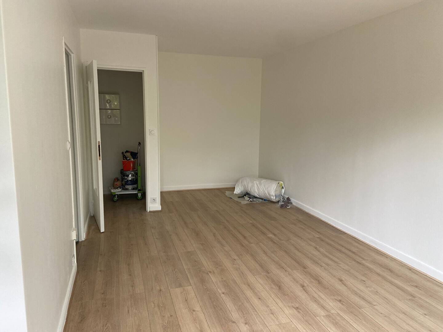Maison à louer, 26m², COURBEVOIE