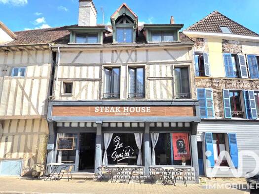 Local commercial à vendre 99 000 € 73 m² de surface de vente Cathédrale Troyes 10000