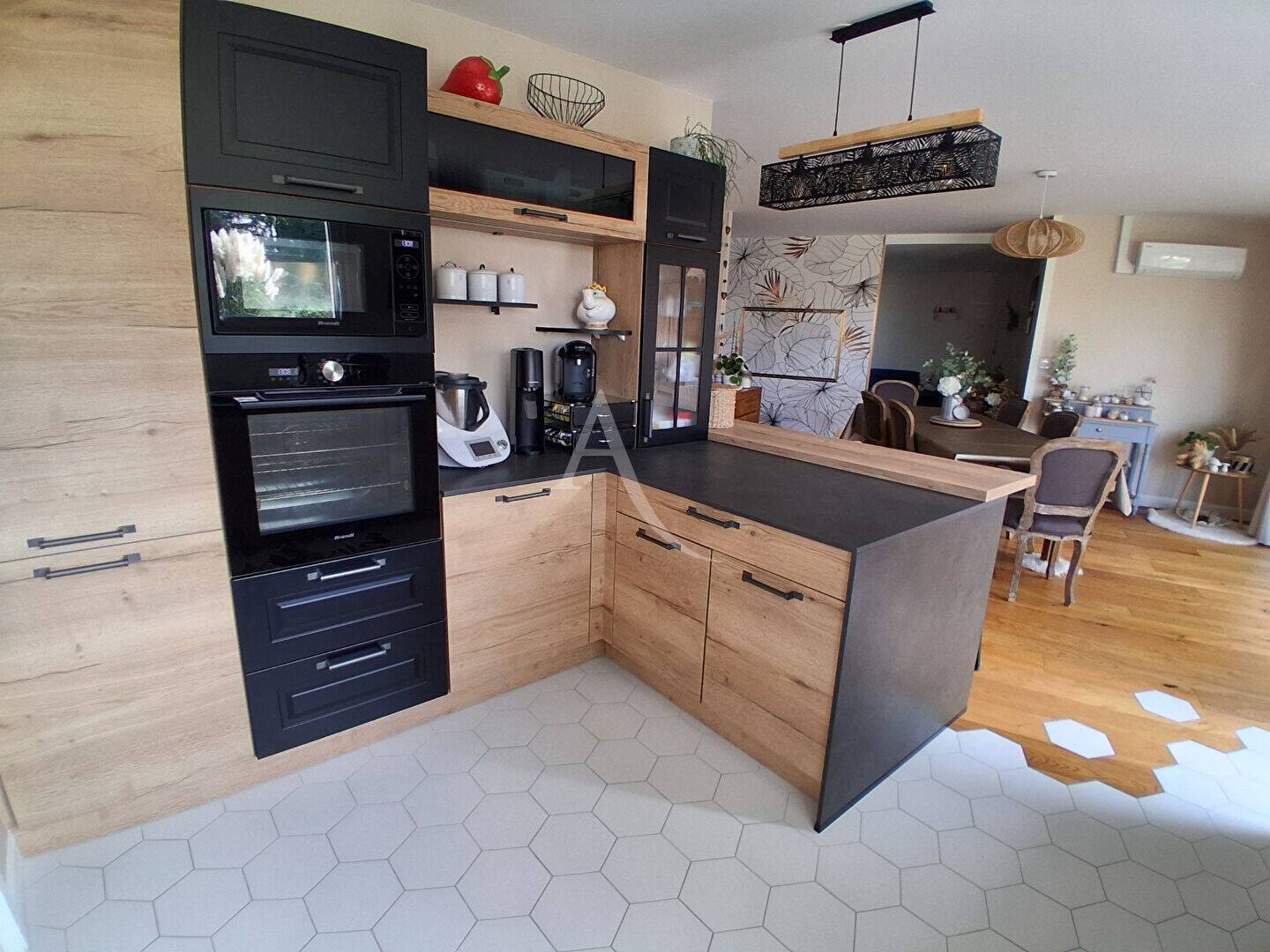 Maison à vendre, 135m², SAINT VINCENT SUR JARD