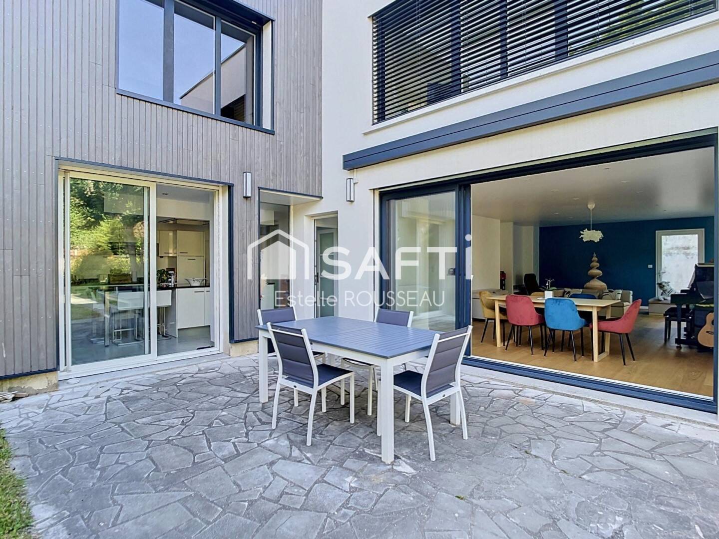 Maison à vendre, 204m², SAINT MAUR DES FOSSES