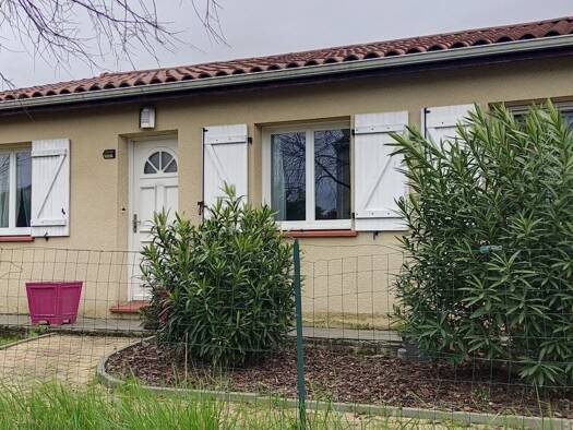Maison de plain-pied à vendre 199 000 € 5 pièces 4 chambres 92,6 m² 526 m² de terrain Cazères 31220