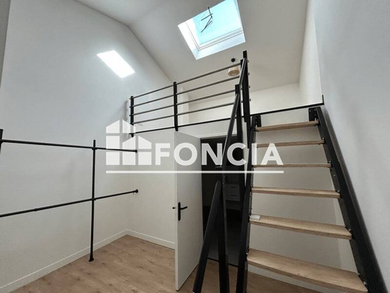 Maison à louer, 67m², TREVOUX