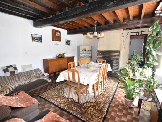 Maison en viager occupé Bouquet 23 100 € 3 pièces 2 chambres 106 m² 2 254 m² de terrain Framerville-Rainecourt 80131