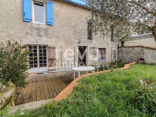 Maison à vendre 165 000 € 5 pièces 2 chambres 138 m² 628 m² de terrain Monsegur 33580