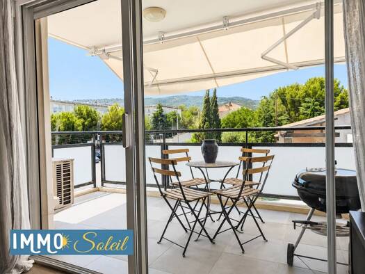 Appartement à vendre - Première occupation 324 000 € 2 pièces 1 chambre 50,64 m² Étage 2/3 Ouest La Ciotat 13600