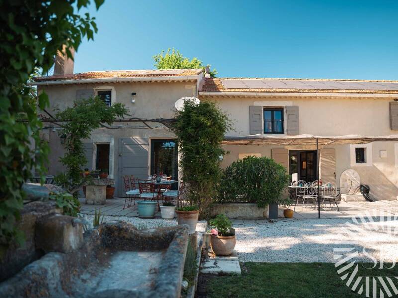 Maison à vendre, 275m², NOVES