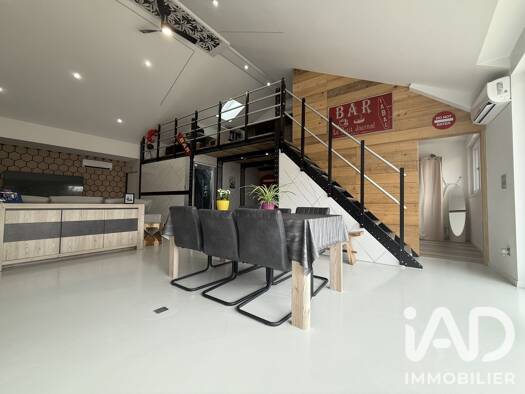 Immeuble à vendre 1 390 000 € 2 611 m² Sud Saint-Nicolas 62223