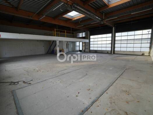 Local d'activités à vendre 275 480 € 284 m² d'espace de stockage Marsannay-la-Côte 21160