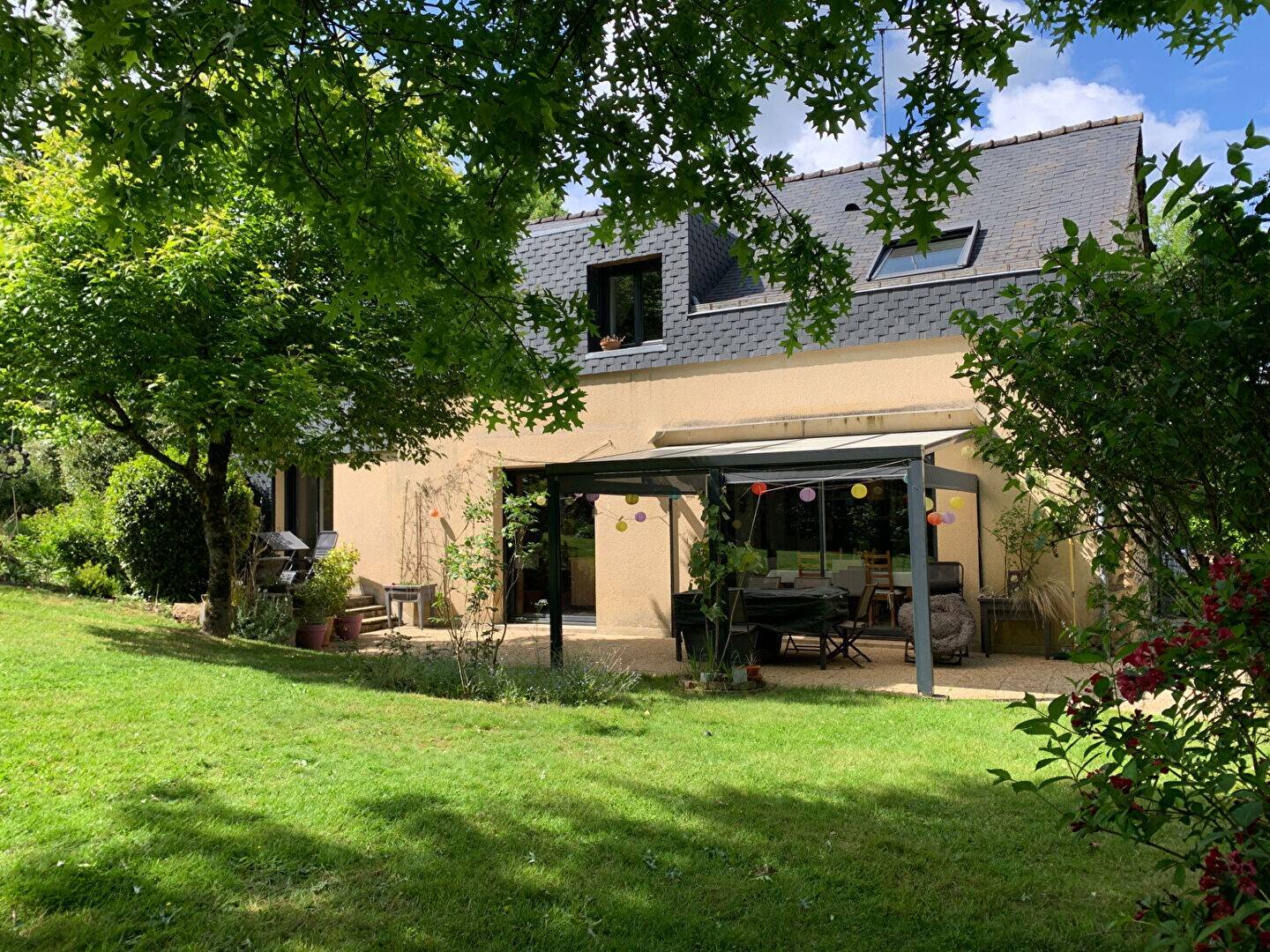 Maison à vendre, 145m², L'HUISSERIE