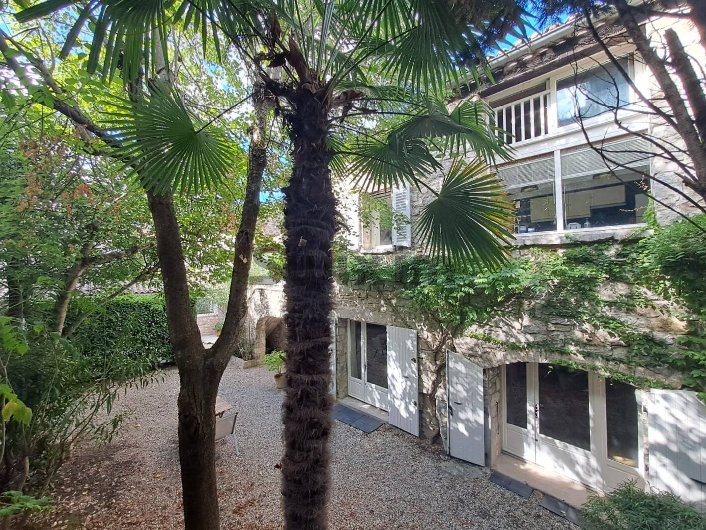 Maison à vendre, 166m², VALLON PONT D'ARC