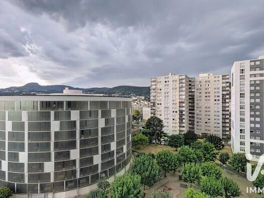 Appartement à vendre 94 900 € 1 pièce 38,28 m² Étage 9/15 Bonnabaud Clermont-Ferrand 63000