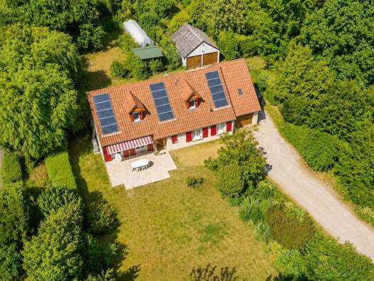 Maison à vendre 279 000 € 6 pièces 5 chambres 140 m² 2 690 m² de terrain Savigné-l'Évêque 72460