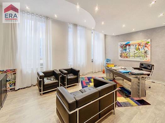 Local d'activités à vendre 525 000 € 106,57 m² d'espace de stockage Centre Ville Aix-en-Provence 13100