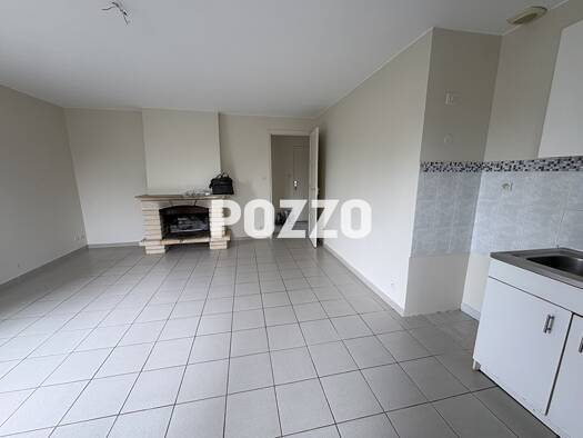 Appartement à louer 625 € 3 pièces 2 chambres 56 m² RDC/2 Quettehou 50630