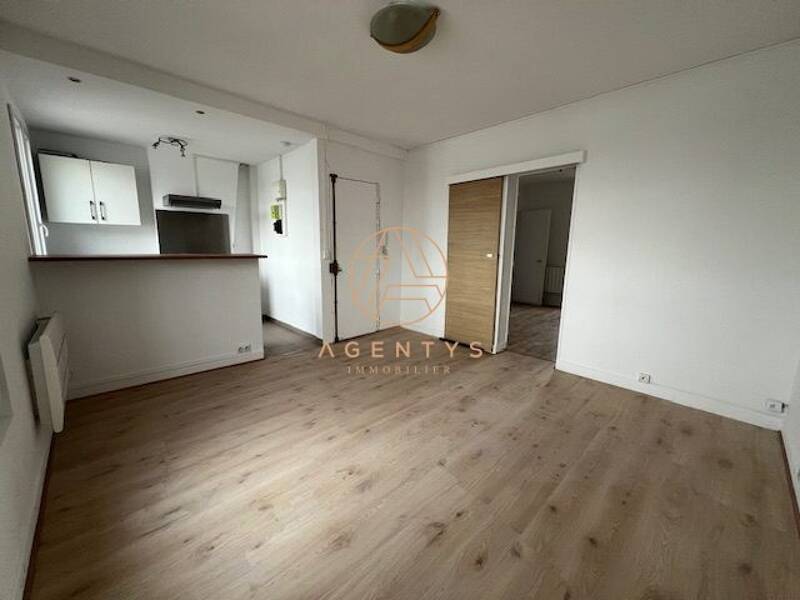 Maison à louer, 42m², SAINT MAUR DES FOSSES