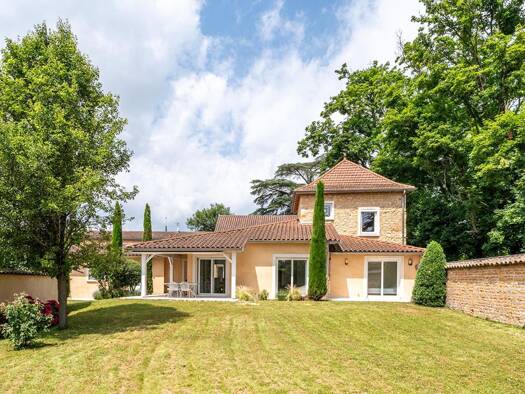 Villa à vendre 530 000 € 4 pièces 3 chambres 150 m² 1 294 m² de terrain Arnas 69400