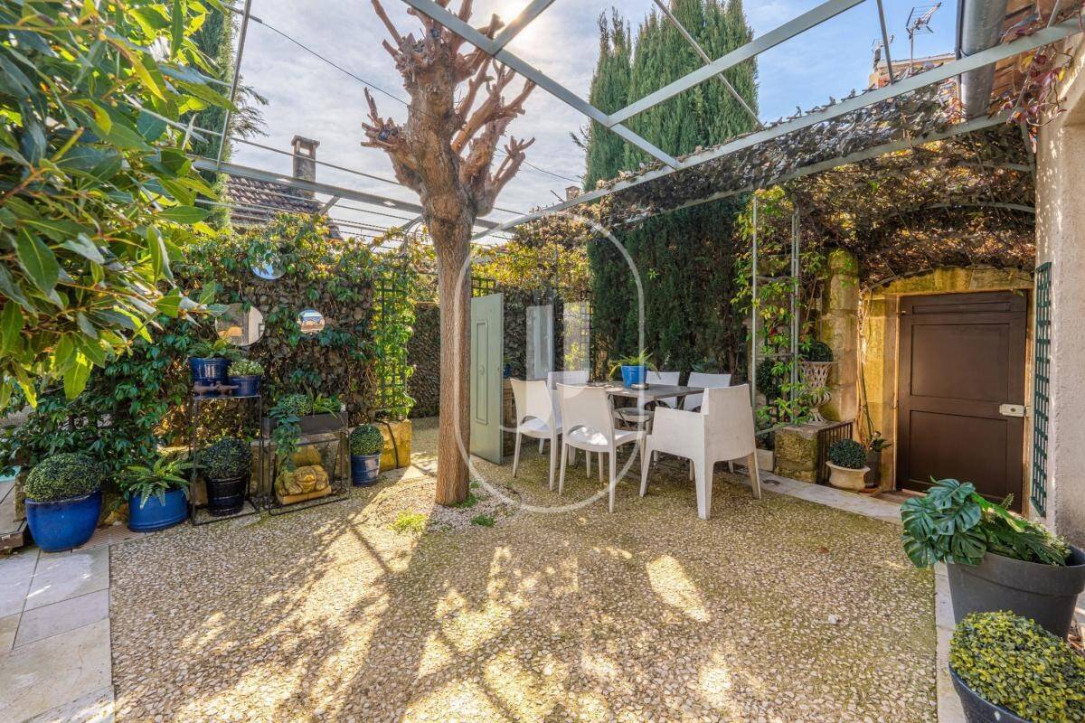 Maison à vendre, 74m², EYGALIERES