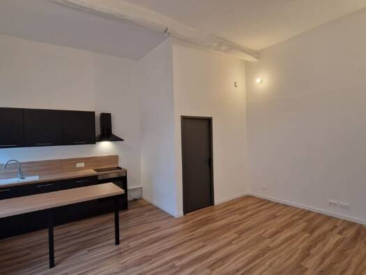 Appartement à vendre 131 000 € 3 pièces 1 chambre 45 m² RDC Maintenon 28130