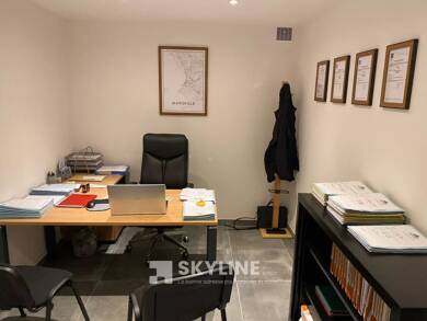 Espace bureau à vendre 40 000 € 45 m² de bureaux Saint Lazare Marseille 3ème 13003