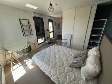 Appartement à louer 830 € 1 pièce 25 m² Étage 2/8 Achères 78260