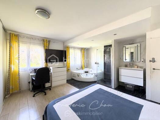 Pavillon à vendre 385 000 € 6 pièces 5 chambres 113,9 m² 764 m² de terrain Verneuil-l'Étang 77390