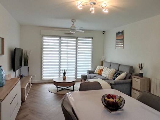 Appartement à vendre 235 000 € 3 pièces 2 chambres 64 m² Étage 1/1 Marcheprime 33380
