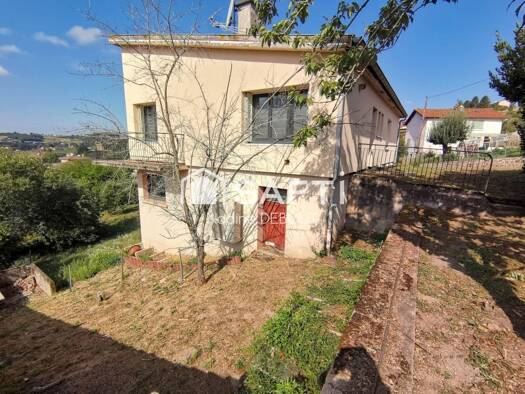 Maison de plain-pied à vendre 199 990 € 4 pièces 3 chambres 95 m² 936 m² de terrain La Ville Cours 69470