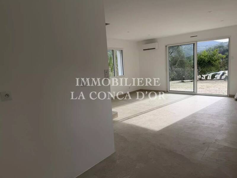 Maison à vendre, 122m², TOURRETTE LEVENS