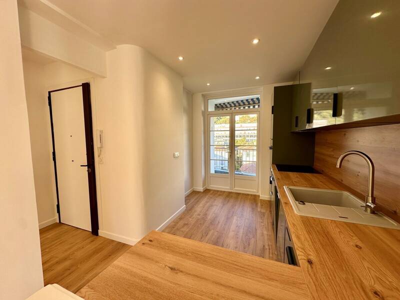 Maison à louer, 57m², NICE