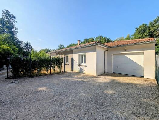 Maison de plain-pied à vendre 255 000 € 4 pièces 3 chambres 92,4 m² 397 m² de terrain Servas 01960