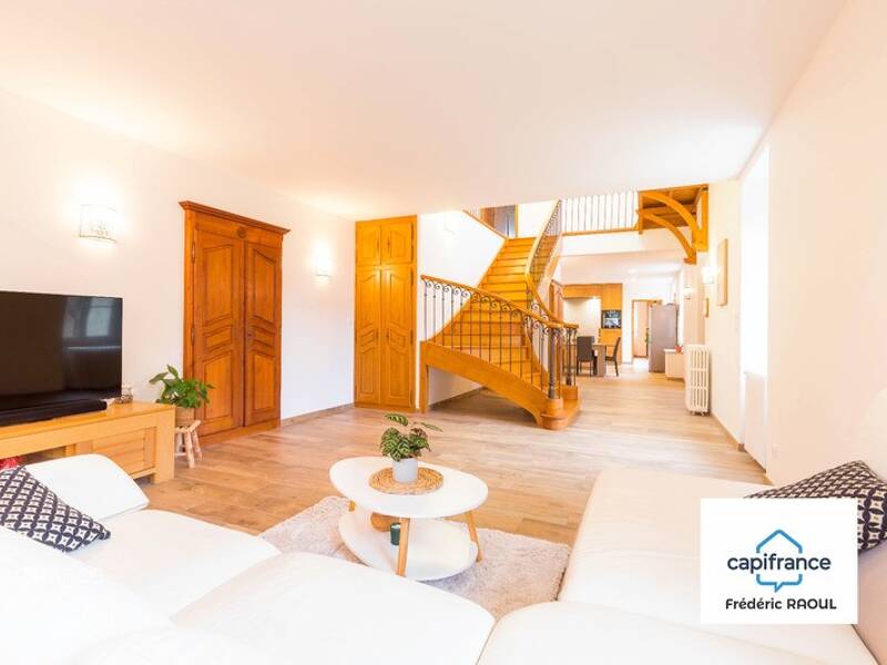 Maison à vendre, 238m², IS SUR TILLE