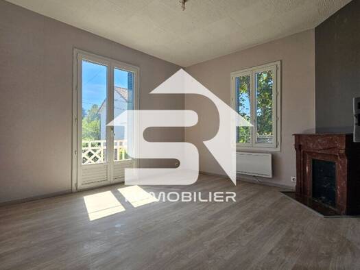 Maison à vendre 190 635 € 4 pièces 2 chambres 88,9 m² 175 m² de terrain Briand Leclerc Sens 89100