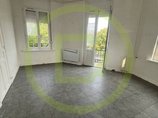 Appartement à vendre 60 000 € 2 pièces 1 chambre 40 m² RDC Général de Gaulle-Vélodrome-Baillets Albert 80300
