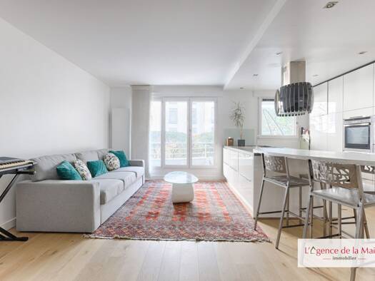 Appartement à vendre 574 000 € 3 pièces 2 chambres 74,07 m² 1er étage Valmy Charenton-le-Pont 94220