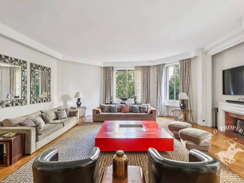 Maison à louer, 292m², PARIS 16E