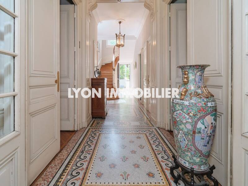 Maison à vendre, 541m², LYON 8E