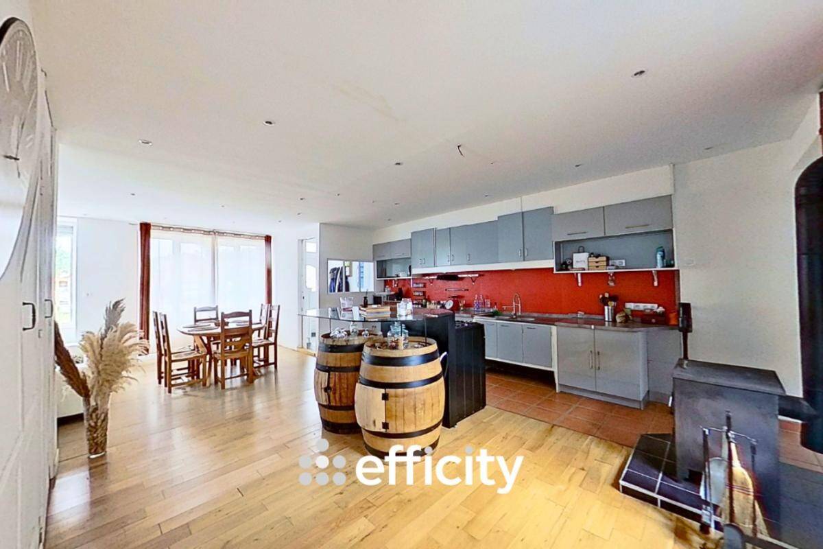 Maison à vendre, 151m², SAINTE FOY L'ARGENTIERE