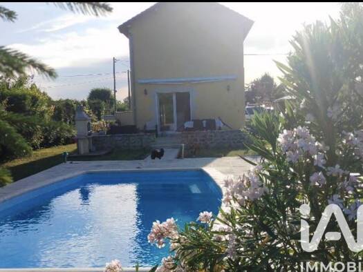 Maison à vendre 269 000 € 6 pièces 5 chambres 153 m² 1 358 m² de terrain Zone Verte Yzeure 03400