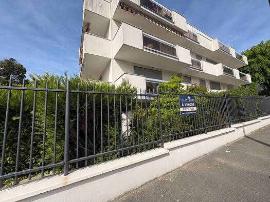 Appartement à vendre 399 000 € 4 pièces 3 chambres 89,44 m² RDC Thiers Le Raincy 93340