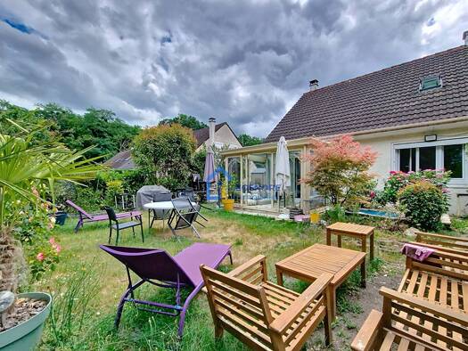 Maison à vendre 380 000 € 6 pièces 3 chambres 96 m² 262 m² de terrain Frances-Copistes Montigny les Cormeilles 95370