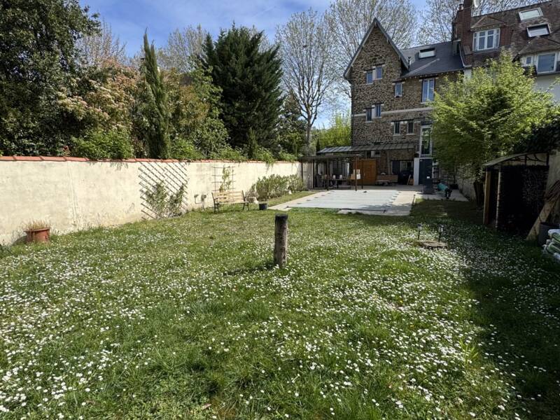 Maison à vendre, 167m², SAINT MAUR DES FOSSES
