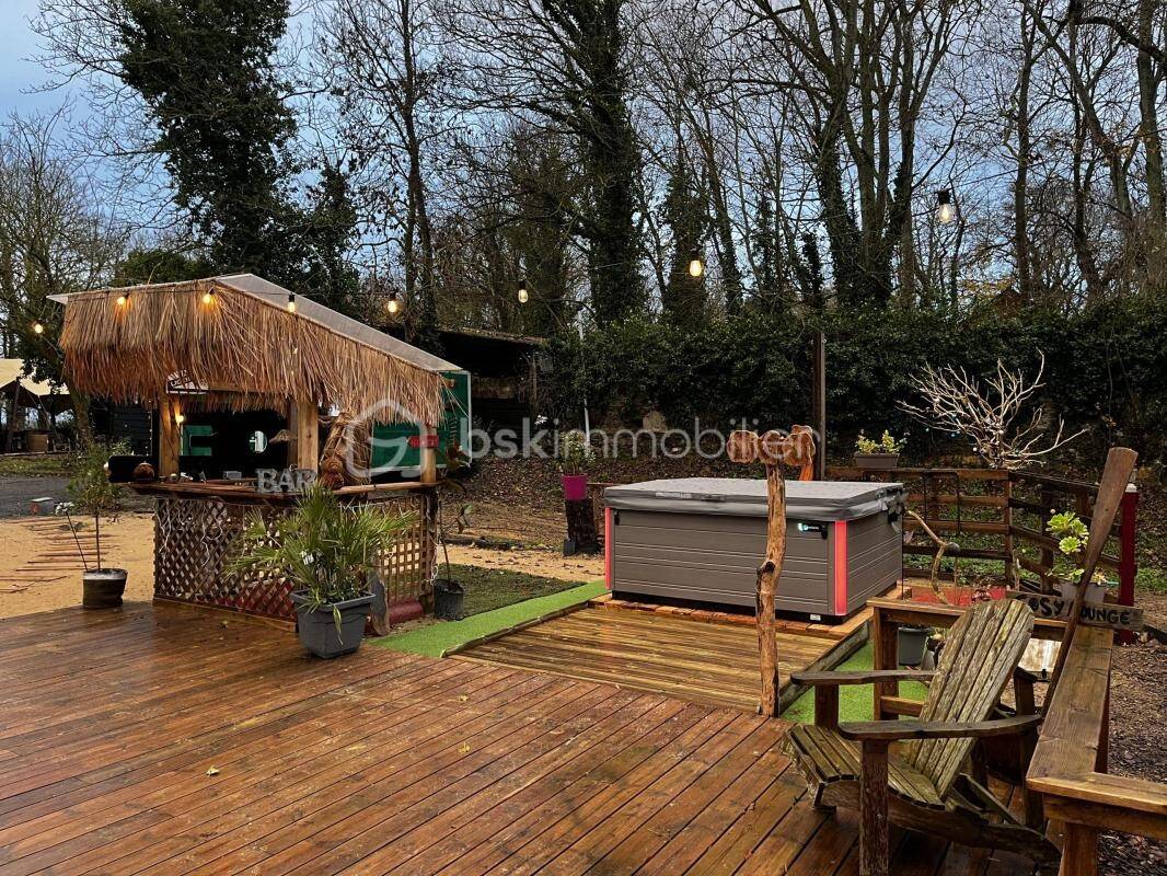 Maison à vendre, 300m², SAINT JOUAN DES GUERETS