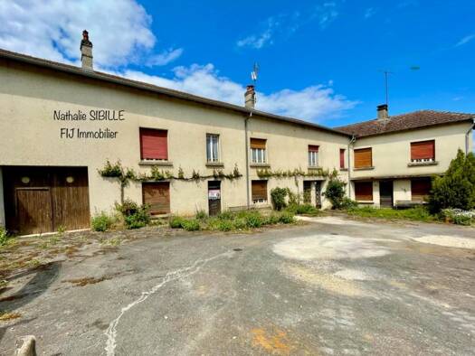 Maison à vendre 95 000 € 15 pièces 7 chambres 346 m² 2 400 m² de terrain Jussey 70500