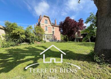 Maison à vendre 427 000 € 7 pièces 5 chambres 222 m² Soissons 02200