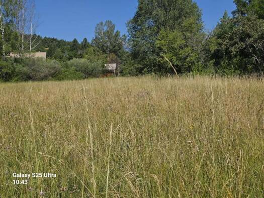Terrain constructible à vendre 143 000 € 1 063 m² de terrain Crots 05200