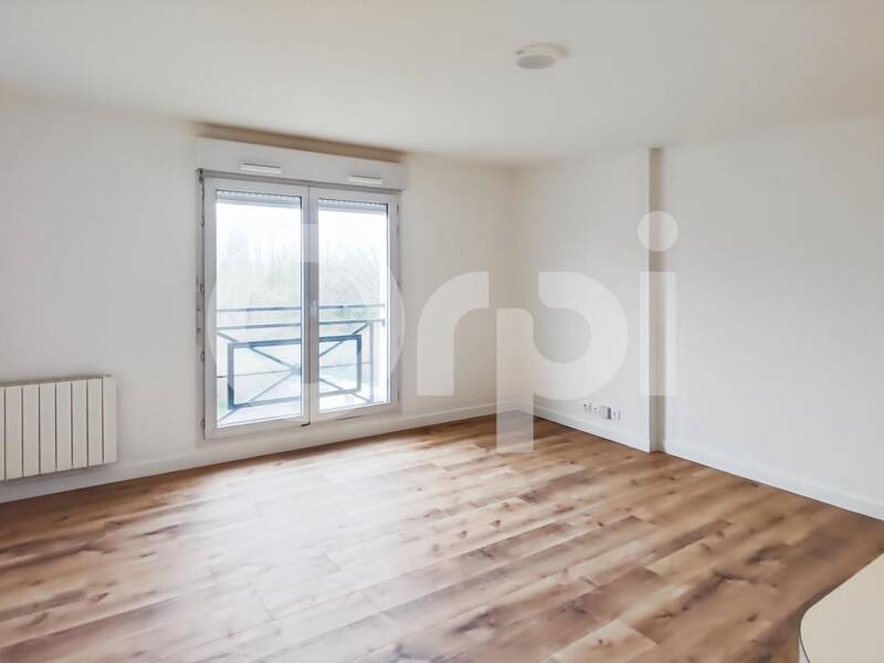 Maison à louer, 38m², LONGPERRIER