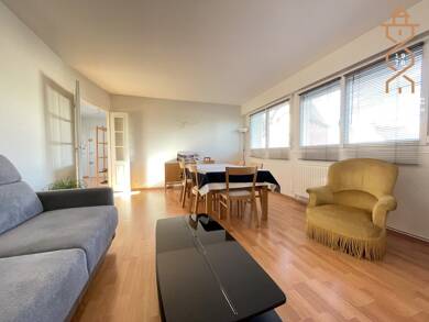 Appartement à louer 1 080 € 4 pièces 3 chambres 85 m² Étage 2/3 Vannes 56000