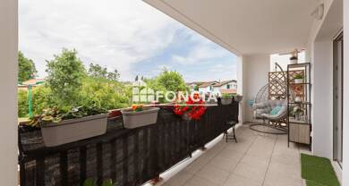 Appartement à vendre 199 000 € 3 pièces 2 chambres 62,5 m² Étage 1/3 Ouest Hasparren 64240