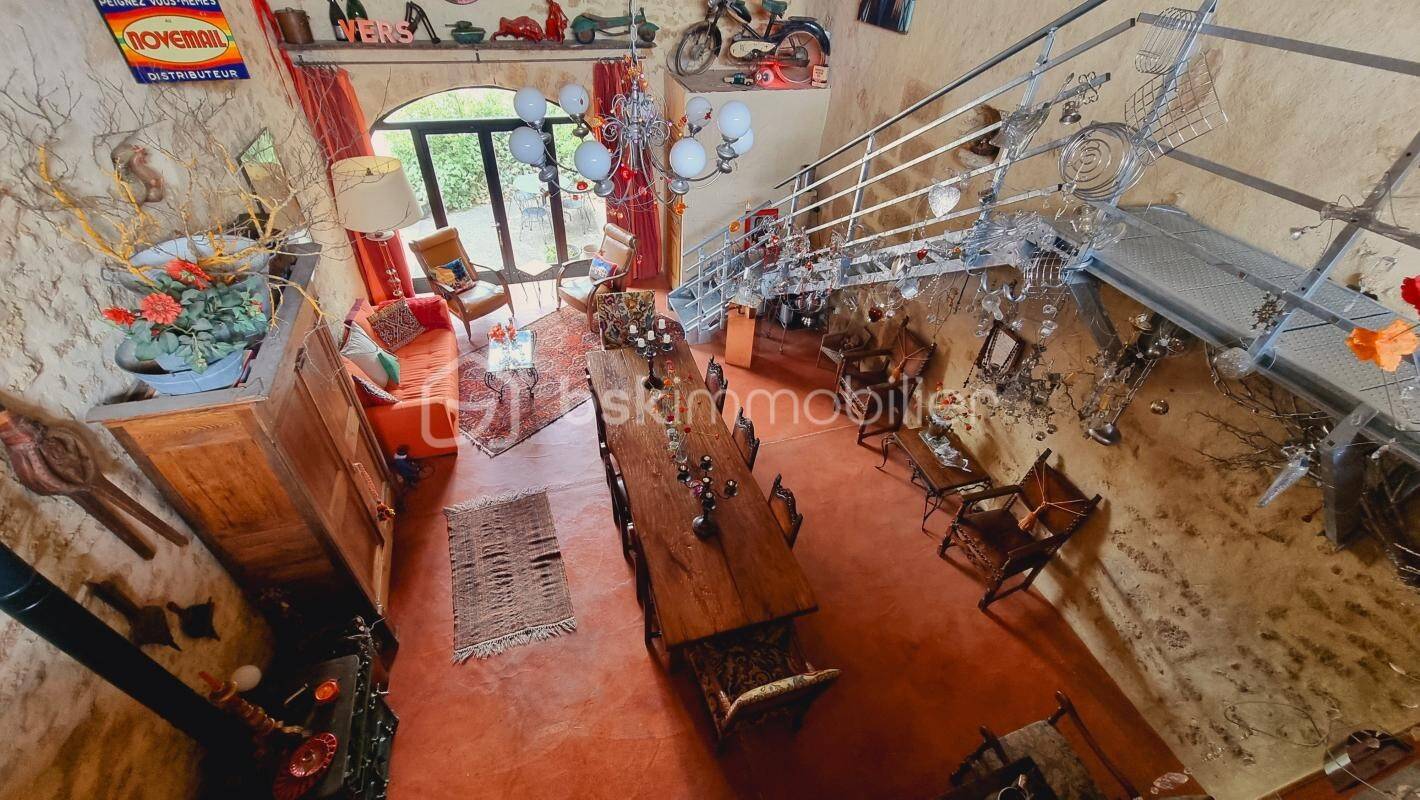 Maison à vendre, 190m², VERS PONT DU GARD