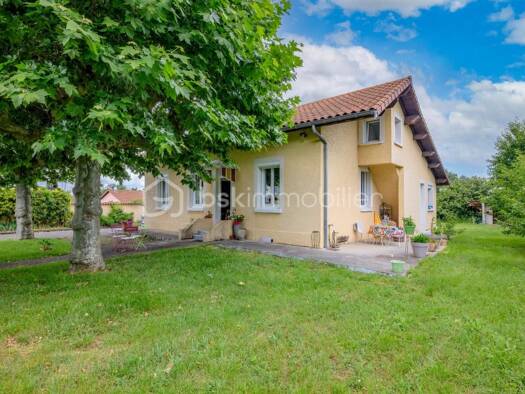 Maison de plain-pied à vendre 429 000 € 5 pièces 3 chambres 135 m² 1 100 m² de terrain Villette-d'Anthon 38280